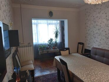 Köhnə tikili: Bakı, 3 otaqlı, Köhnə tikili, m. Əhmədli, 80 kv. m — 3