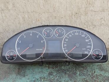 Щитки приборов: Щиток приборов Audi 2002 г., Б/у, Оригинал, Германия — 2