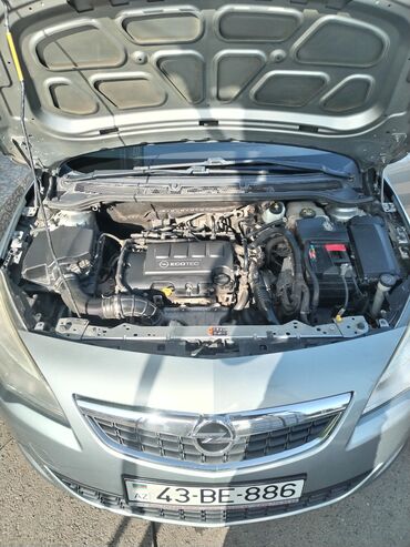 Opel: Opel Astra: 1.4 l | 2011 il 304000 km Universal — 9