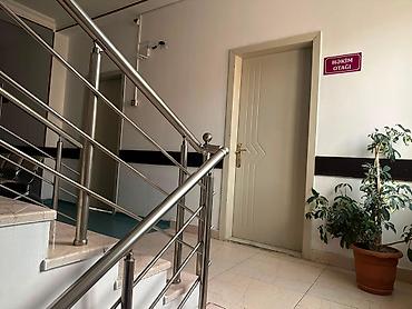 Kommersiya daşınmaz əmlakının satışı: ⚠️ HƏRRACDA SATILIR! ⚠️ ✨ Binəqədidə, Səttar Bəhlulzadə Küçəsində 5.7 — 15