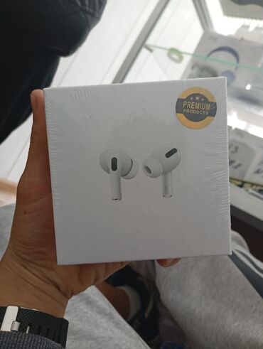 кейсы для наушников: AirPods Pro с MagSafe Charging Case - Беспроводные наушники-вкладыши