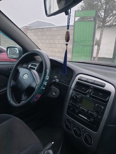 Toyota: Toyota Avensis: 2002 г., 1.8 л, Механика, Бензин, Универсал — 9