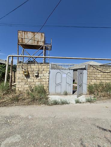 ev algi satgisi sumgayitda: Həyətyanı həyəti olan 1 mərtəbəli həyət evi 1 sotda 2 otag 1 petbex — 1