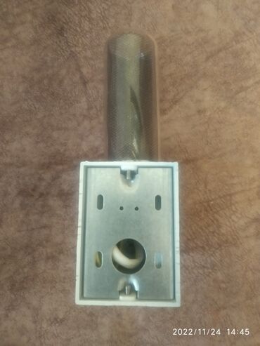 Bra, divar lampaları: Divar lampaları,spotlar,,tək kolbalı-20,üç ədəd spot-18,kvadrat isə-5 — 5