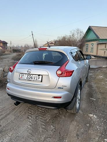 Nissan: Nissan : 2013 г., 1.6 л, Вариатор, Бензин, Хэтчбэк — 2