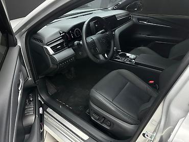 byd e6: Toyota Camry: 2026 г., 2.5 л, Гибрид, Седан — 8
