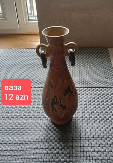 Bitkilər üçün dibçəklər: Bir vaza