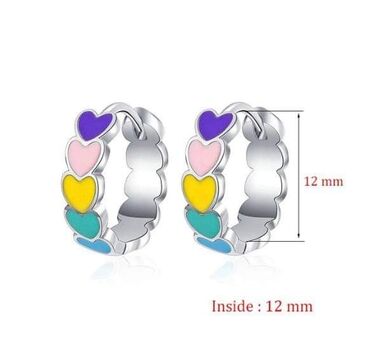 Minđuše: Mindjuše
Cena:900din — 12