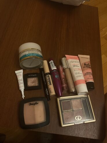 madetoll krem qiyməti: Tonal krem, Maybelline, İşlənmiş, Pulsuz çatdırılma