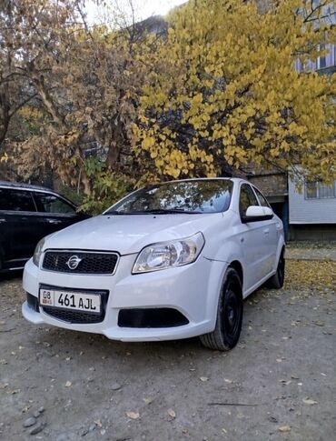 срочно продаю в связи с переездом: Ravon Nexia: 2017 г., 1.5 л, Механика, Газ, Седан