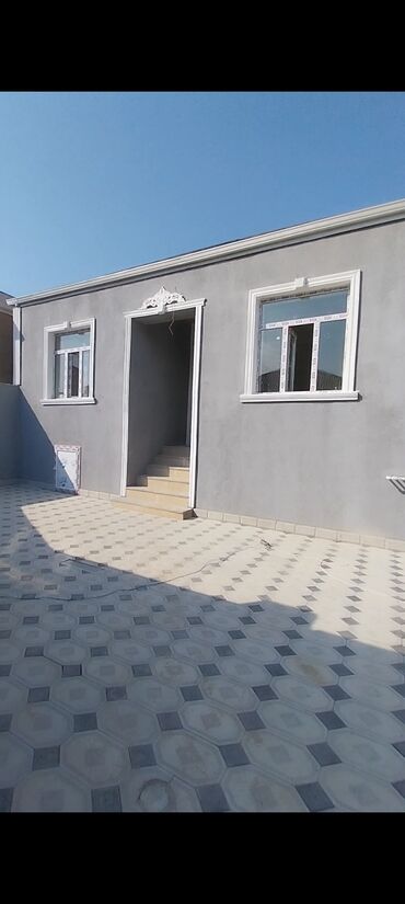 ramana ev: Ramana qəs. 3 otaqlı, 70 kv. m, Yeni təmirli