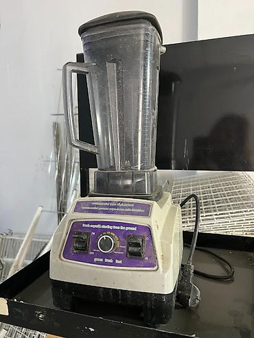 Blenderlər: Kommersiya tipli yüksək güclü blender - Geniş həcmli plastik kanna və — 2