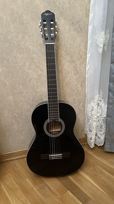 qara nagara: Классическая гитара, Новый, Платная доставка