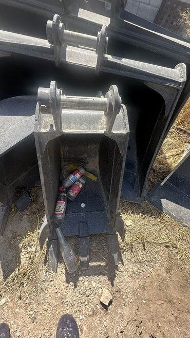 Экскаваторы: Экскаватор, Гусеничный — 4