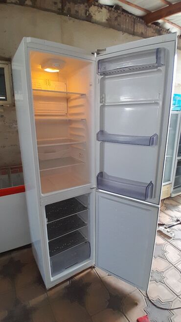 эски холодильник: Холодильник Beko, Двухкамерный