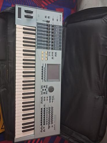 camac na daljinski za ribolov: Yamaha u savrsenom stanju,5,6 setova ima u sebi. sto za bas kontru — 6