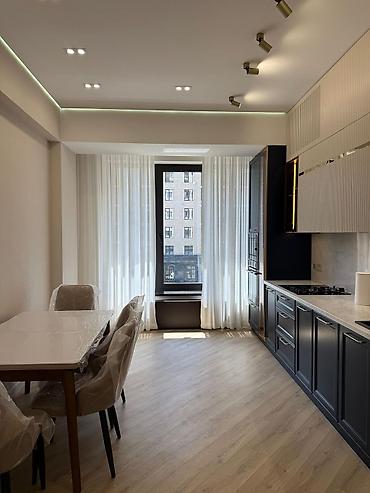 2 bedroom: 2 комнаты, бульвар Эркиндик Агентство недвижимости, Семейным, от 6 месяцев, С мебелью полностью — 2