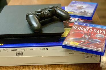 PS4 (Sony PlayStation 4): Продаю PS4 slim-1TB,не прошитая,полностью обслужена,в отличном