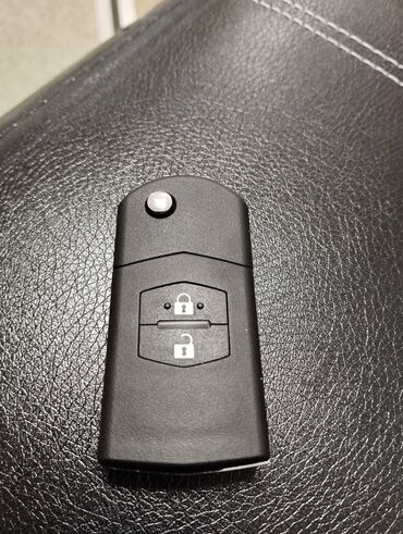 ключ от автомобиля: Пульт с откидным ключем для мазда