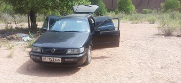 Volkswagen: Volkswagen Passat: 1994 г., 1.8 л, Механика, Бензин, Универсал