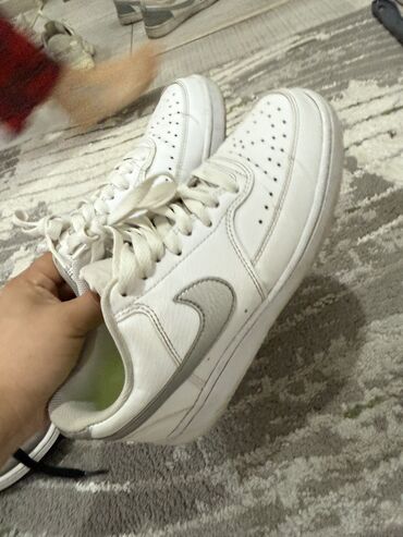 кроссовки найк аир форс: Кроссовки, 37, Nike, Б/у, цвет - Белый, Самовывоз, Платная доставка