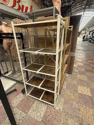 taxta rəf: Məhsul: Metal karkaslı dekorativ/mağaza rəfi - Konstruksiya: toz boya — 2