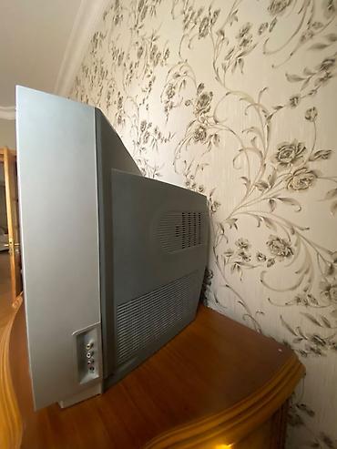 tv 32: LG televizor 54 ekran
çox az işlənib
heç bir problemi yoxdur — 1