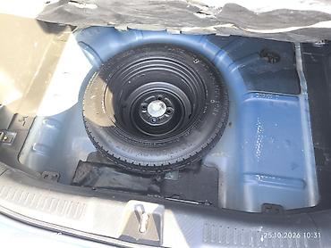 хонда фит центр: Honda Fit: 2004 г., 1.3 л, Вариатор, Бензин, Хэтчбэк — 10