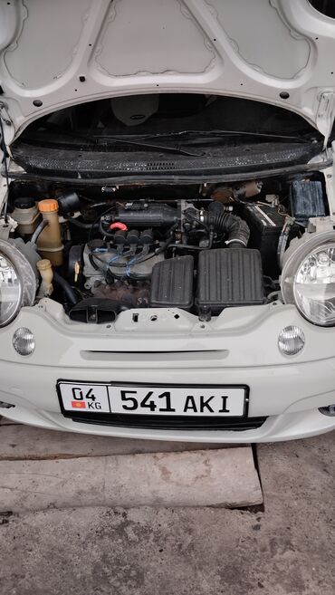 Другие автомобили: Компактный хэтчбек. Кузов и экстерьер: - 5-дверный кузов, светлый — 6