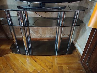 künc kabinet: Şüşə TV stendi - Material: qalın temperli tünd şüşə raflar - Karkas — 1
