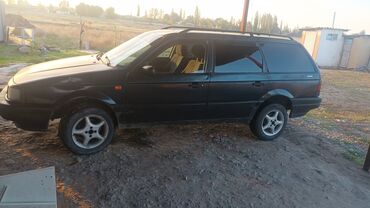 Volkswagen: Volkswagen Passat: 1993 г., 1.8 л, Механика, Бензин, Универсал