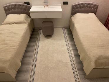 Односпальные кровати: Односпальная кровать, Б/у, С матрасом, Дерево, длина - 200 см