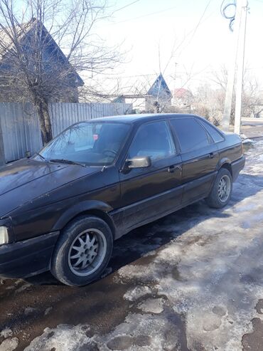 Volkswagen: Volkswagen Passat: 1991 г., 2 л, Механика, Бензин, Седан