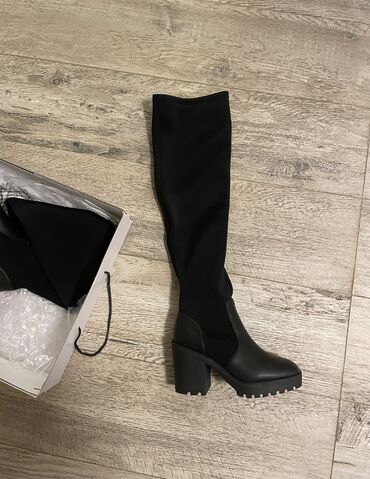 Çəkmələr: Uzunboğaz, Aldo, Ölçü: 36, rəng - Qara, Yeni — 1