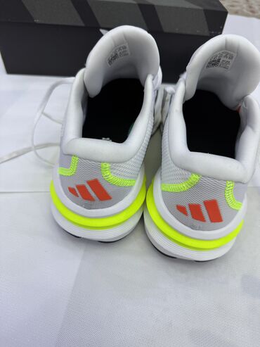 Кроссовки и спортивная обувь: Мужские кроссовки, 42.5, Adidas Originals, Новый, цвет - Белый, Самовывоз — 5