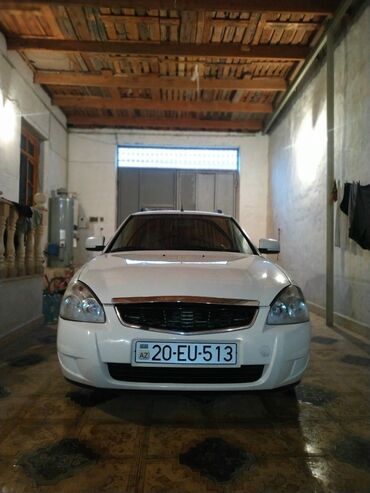 Avtomobil satışı: VAZ (LADA) Priora: 1.6 l | 2013 il | 153000 km Universal