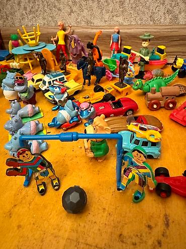 vecna kinder: Kinder oyuncaqlari. Biri 10 man — 5