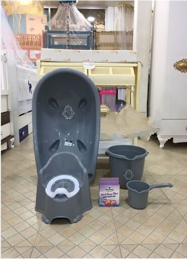 Uşaqlar üçün digər mallar: Uşağ üçün hamam dəsti 5hissədən ibarətdir:Vanna-vedrə-su -da lalafo.az — 10 Uşaqlar üçün digər mallar: Uşağ üçün hamam dəsti 5hissədən ibarətdir:Vanna-vedrə-su — 10