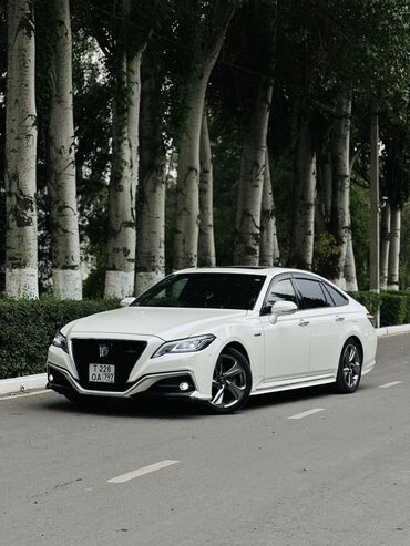 аато в рассрочку: Toyota Crown: 2020 г., 2.5 л, Автомат, Бензин, Седан