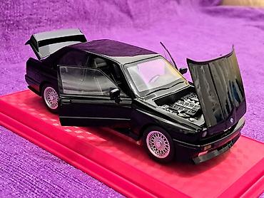 Figurice i makete: BMW M3 E30 "Kocka" 1:24 BLACK NOVO! Model BMW serije 3 na lalafo.rs — 10 Figurice i makete: BMW M3 E30 "Kocka" 1:24 BLACK NOVO! Model BMW serije 3 — 10