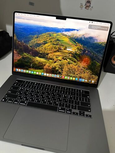 mac: Ноутбук, Apple, 8 ГБ ОЗУ, Apple M3, 15 ", Б/у, Игровой, память SSD