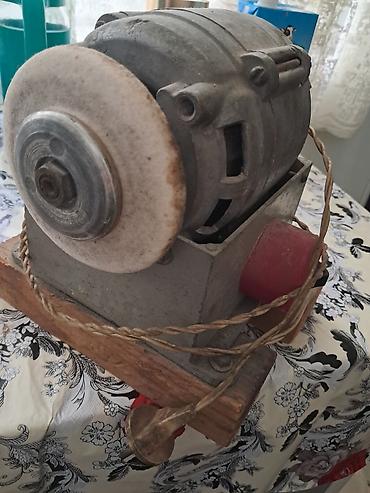 bıçaq itiləyən: Məhsul: Elektrik daşlayıcı (sıyırma/bilənma aparatı) Təsvir: - — 1