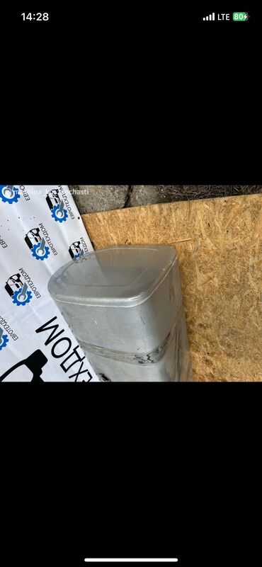 Топливные баки: Топливный бак Volvo 2005 г., Б/у, Оригинал, Германия — 3