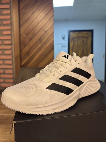 Sviterlər: Orijinal adidas Razmer 44