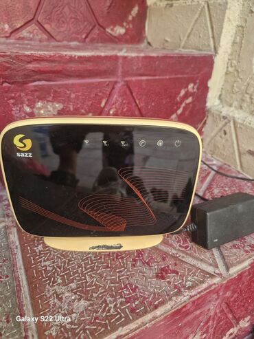 ucuz modem: Sazz markalı internet routeri, kompakt dizaynı və güclü simsiz əlaqə