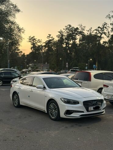 автомат машина: Hyundai Grandeur: 2019 г., 2.4 л, Автомат, Гибрид, Седан