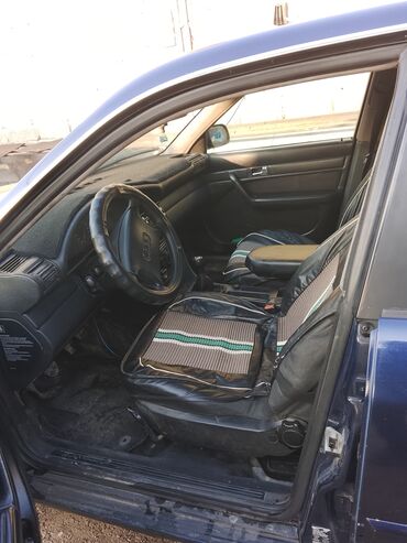 Audi: Audi A6: 1994 г., Механика, Седан — 1