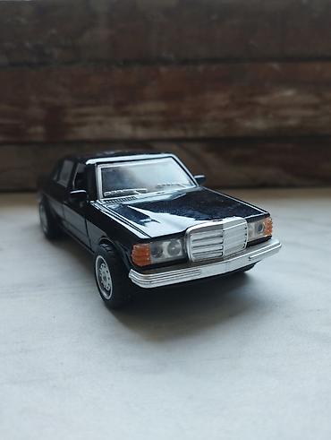 İncəsənət və kolleksiyalar: Kolleksiya üçün metal model avtomobil - Miqyas: təxmini 1:43 - — 3
