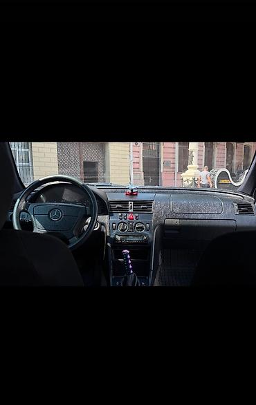 cls 63 amg: Mercedes-Benz C-Class: 1.8 l | 1997 il Sedan — 6