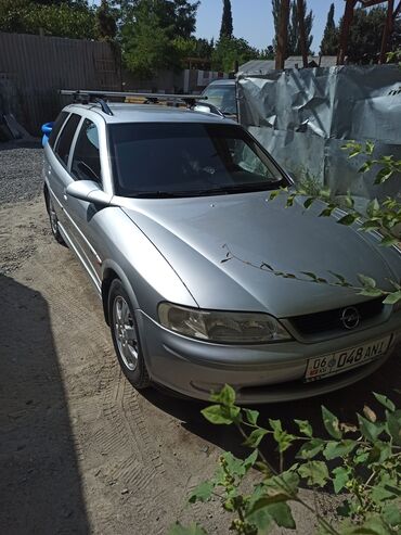 автомобиль на обмен: Opel Vectra: 2002 г., 1.6 л, Автомат, Бензин, Универсал